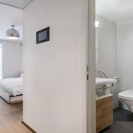 Noirettes 24-7 Keyless Entry By Homenhancement