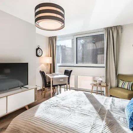 Apartment Noirettes 24-7 Keyless Entry By Homenhancement *