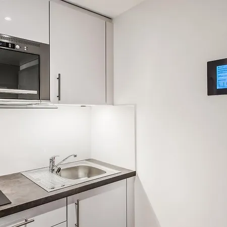 Apartment Noirettes 24-7 Keyless Entry By Homenhancement